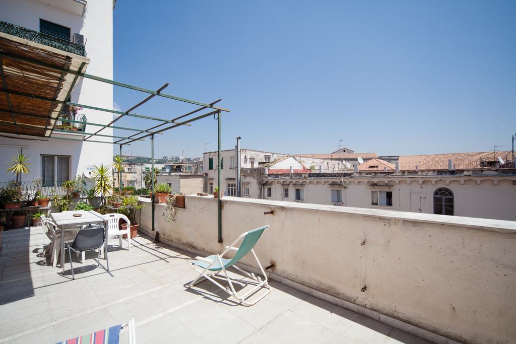 B&B Stella 10 Nápoles Exterior foto